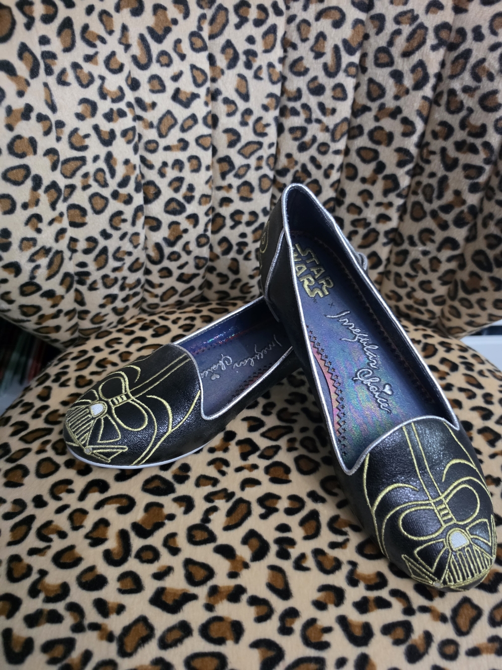 Disney Parks Star Wars Irregular Choice Darth Vader Women's Flats Shoes 10 - Picture 4 of 7